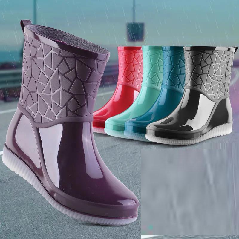 Gumboots /  Mid-Calf Rain Boots - Fretwork