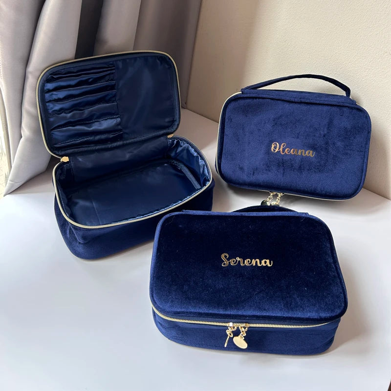 Travel Cosmetics Bag – Luxurious Velvet